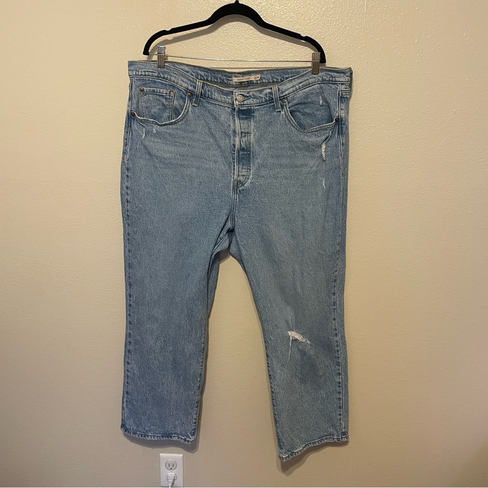 Levis Premium Womens Jeans Ribcage Straight Size 20W Light Wash Button Fly EUC